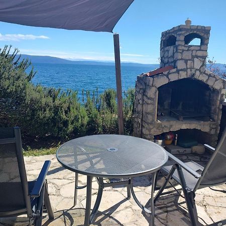 Apartment By The Sea- Santa Marina Raša Екстериор снимка