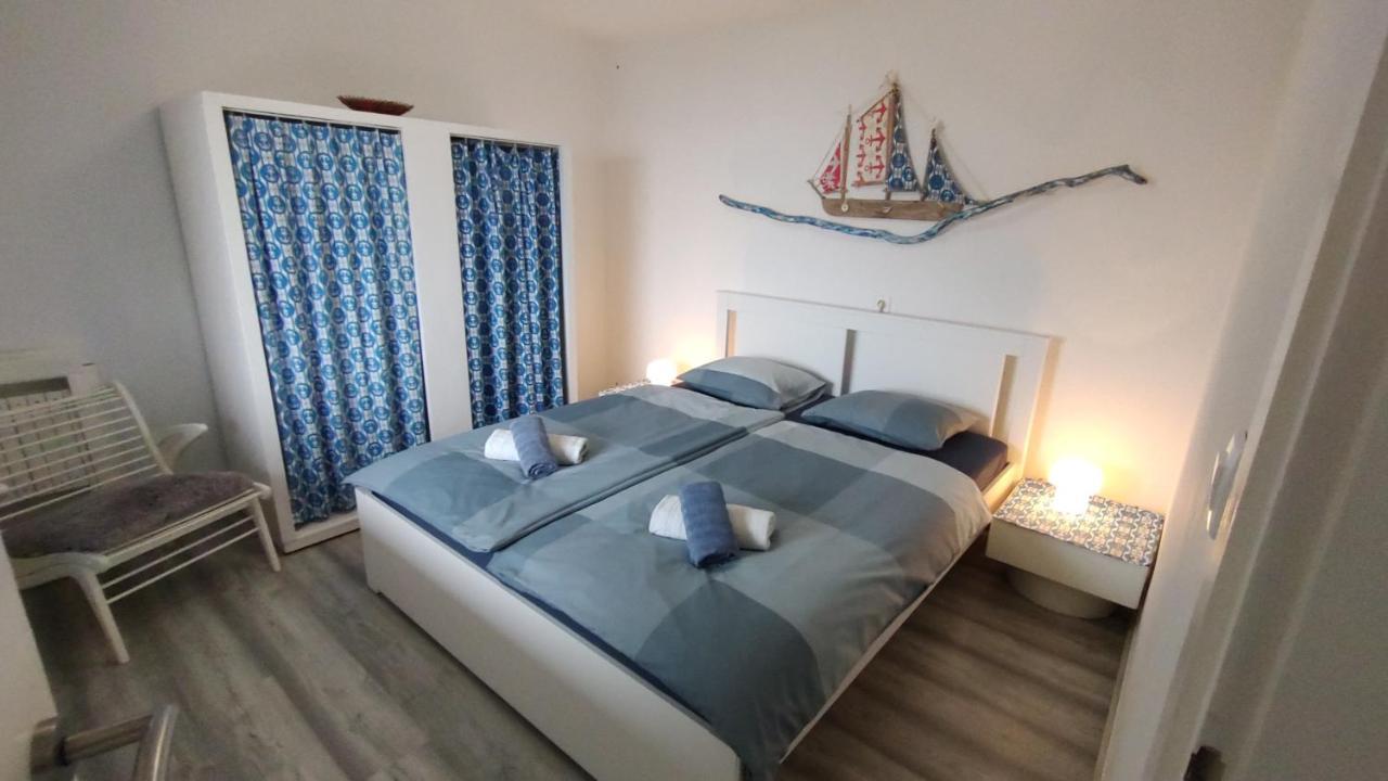 Apartment By The Sea- Santa Marina Raša Екстериор снимка